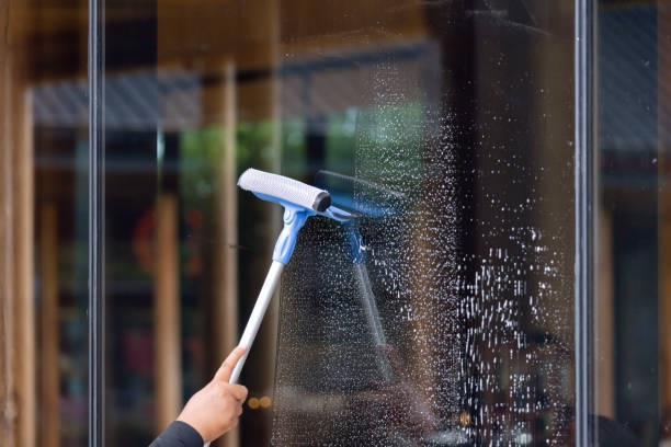 window cleaning img